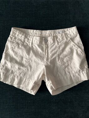 White Gap linen blend shorts, size 2